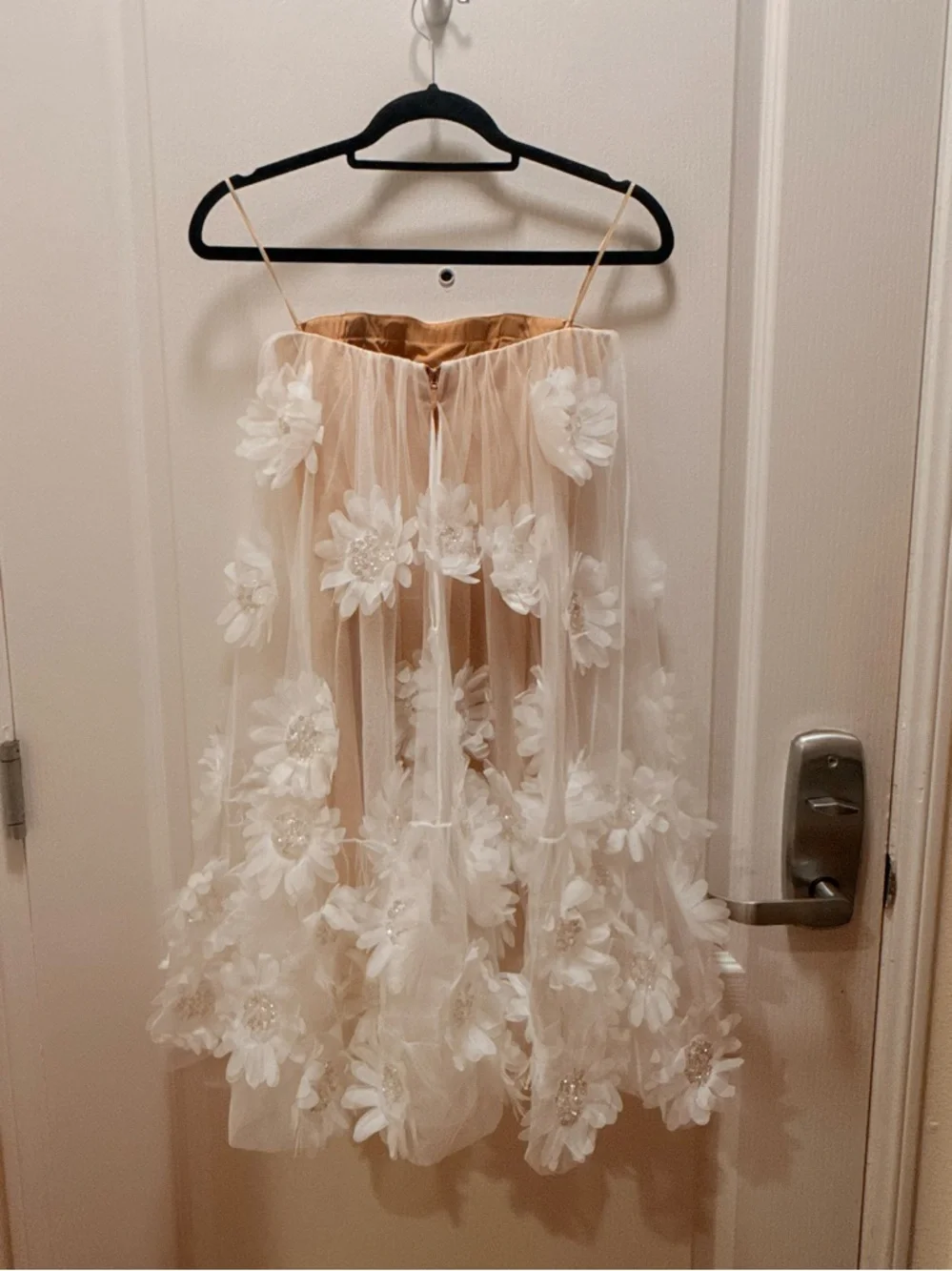 Helsi Bianca  Embroidered Strapless 3D Floral Mini Dress in White NWT - Picture 4 of 5
